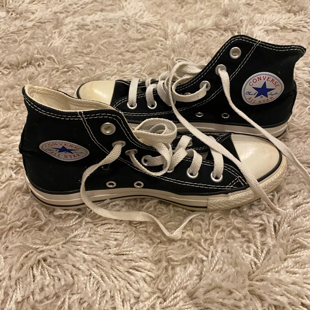Converse Size 6 High top